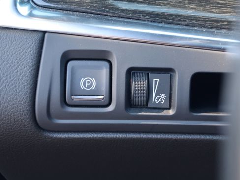 Used 2022 Cadillac XT5 Premium Luxury w/ LPO, Floor Liner Package image 16