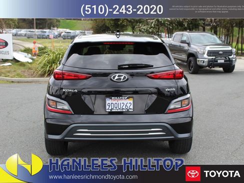 Used 2023 Hyundai Kona SE image 8