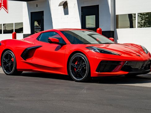 Used 2021 Chevrolet Corvette Stingray Preferred Conv w/ 2LT RWD image 17