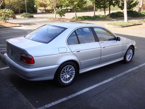 Used 2002 BMW 530i Sedan image 6