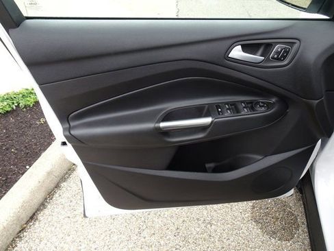 Used 2018 Ford Escape Titanium AWD/4WD image 15