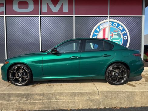 New 2025 Alfa Romeo Giulia Intensa w/ Driving Assist Package image 8
