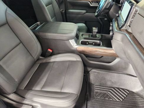 Used 2025 Chevrolet Silverado 1500 RST AWD/4WD image 21