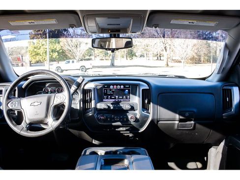 Used 2018 Chevrolet Silverado 1500 LT w/ All Star Edition image 13