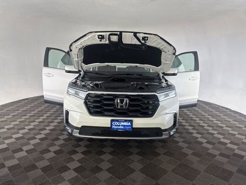 Certified 2025 Honda Pilot EX-L image 15