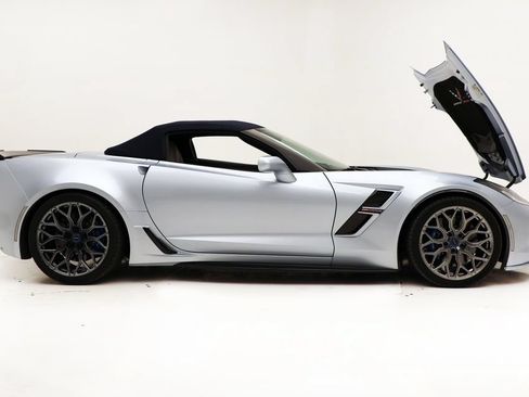 Used 2017 Chevrolet Corvette Grand Sport RWD image 45