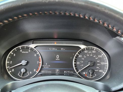 Used 2022 Nissan Altima 2.5 SR FWD image 19