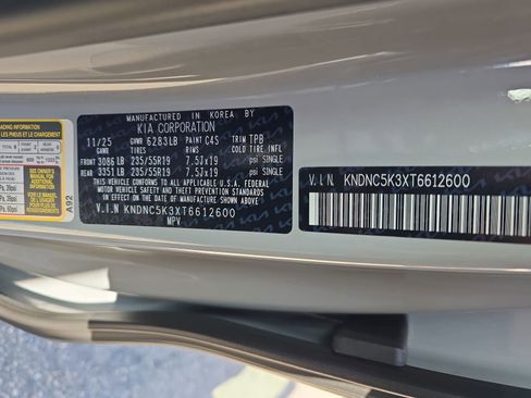 New 2026 Kia Carnival EX image 38