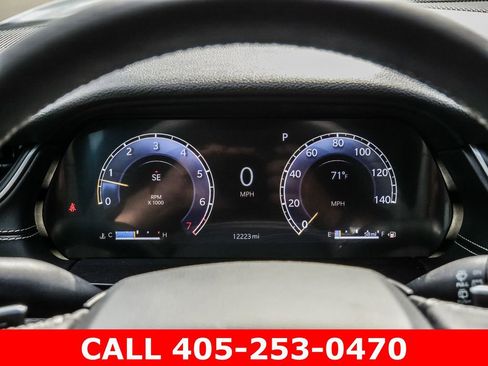 Used 2025 Jeep Grand Cherokee Laredo w/ Luxury Tech Group I AWD/4WD image 27