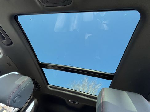 Certified 2025 Audi Q3 2.0T Premium Plus w/ Premium Plus Package image 29