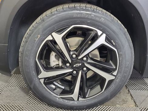 Used 2021 Chevrolet TrailBlazer RS w/ Technology Package image 10