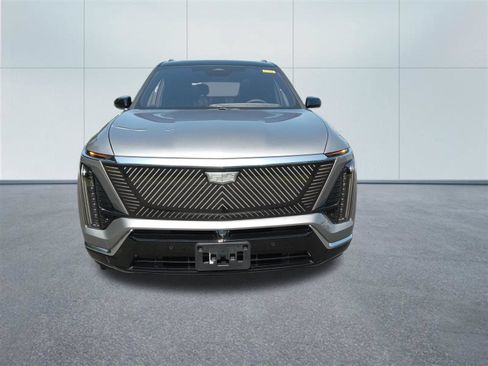 Used 2026 Cadillac Vistiq Luxury AWD/4WD image 5