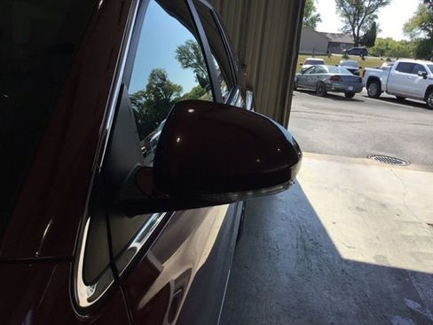 Used 2017 Buick Enclave Premium image 12