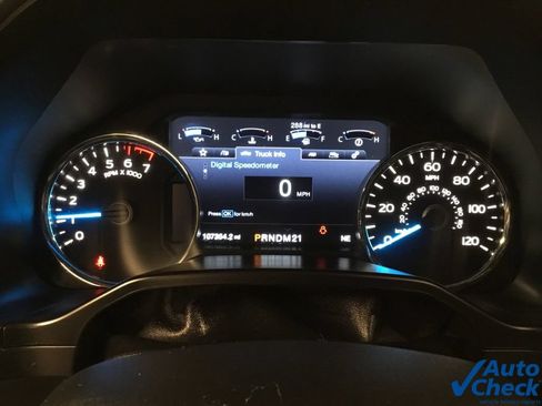 Used 2016 Ford F150 Lariat w/ Equipment Group 502A Luxury AWD/4WD image 49