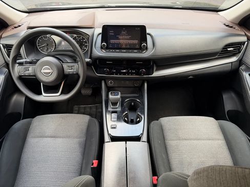 Used 2022 Nissan Rogue SV FWD image 12