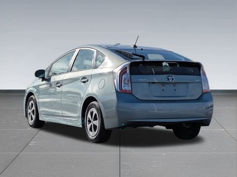 Used 2014 Toyota Prius Four image 4