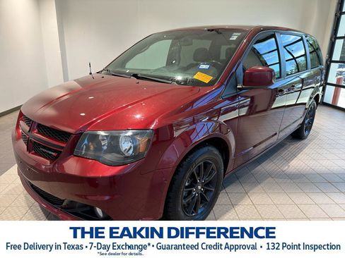 Used 2020 Dodge Grand Caravan GT image 1