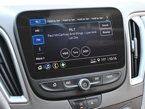 Used 2022 Chevrolet Malibu LS image 19