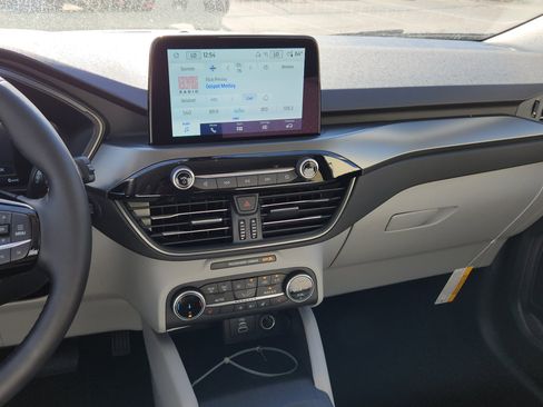 New 2026 Ford Escape Active w/ Cold Weather Package image 25