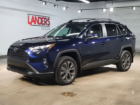 Certified 2025 Toyota RAV4 XLE Premium AWD/4WD image 3