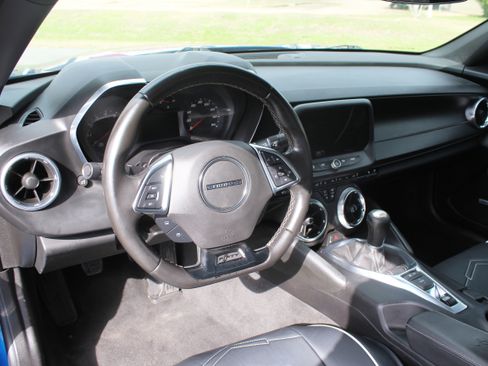 Used 2017 Chevrolet Camaro LT w/ RS Package image 24