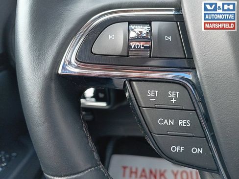 Used 2023 Lincoln Nautilus Reserve AWD/4WD image 12