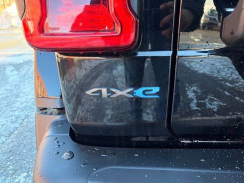 Used 2021 Jeep Wrangler Unlimited Rubicon 4xe w/ Steel Bumper Group AWD/4WD image 38