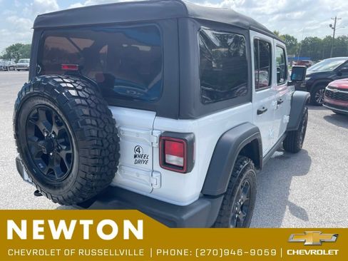 Used 2022 Jeep Wrangler Unlimited Sport AWD/4WD image 41