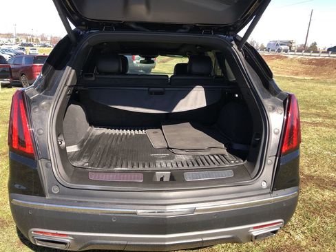 Used 2023 Cadillac XT5 Premium Luxury image 9