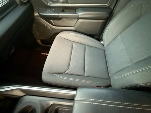 Used 2022 RAM 1500 Big Horn image 24