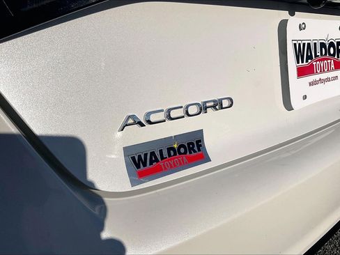 Used 2024 Honda Accord LX image 10