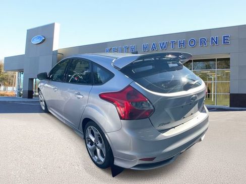 Used 2013 Ford Focus ST FWD image 5