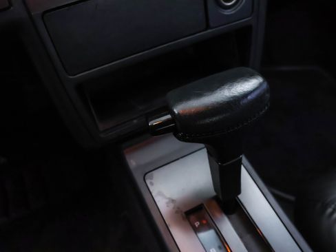 Used 1994 Oldsmobile Cutlass Supreme S image 12