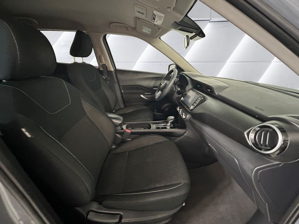Used 2024 Nissan Kicks SV FWD image 13