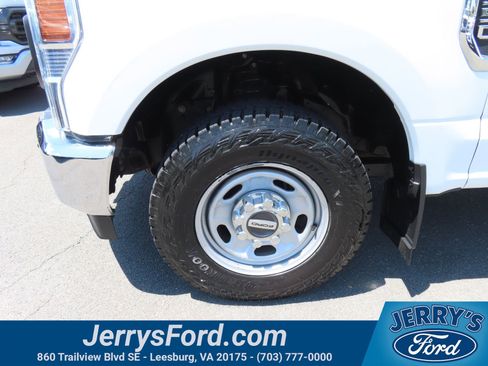 Used 2022 Ford F350 XL w/ Power Equipment Group RWD image 10