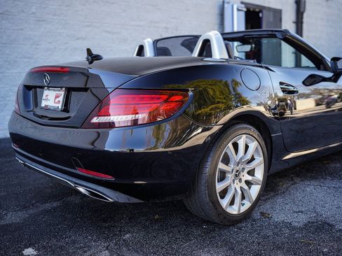Used 2019 Mercedes-Benz SLC 300 image 18