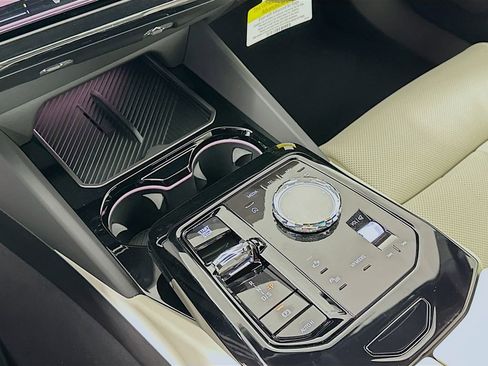 New 2026 BMW 530i w/ Executive Package image 15