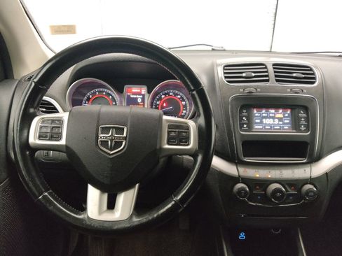 Used 2020 Dodge Journey SE w/ SE Popular Equipment Group FWD image 22