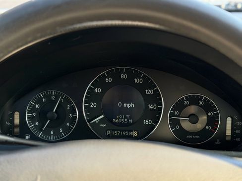 Used 2007 Mercedes-Benz E 320 BlueTEC Sedan image 10