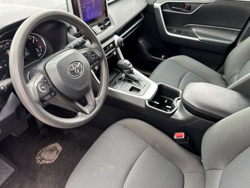 Used 2024 Toyota RAV4 LE image 4
