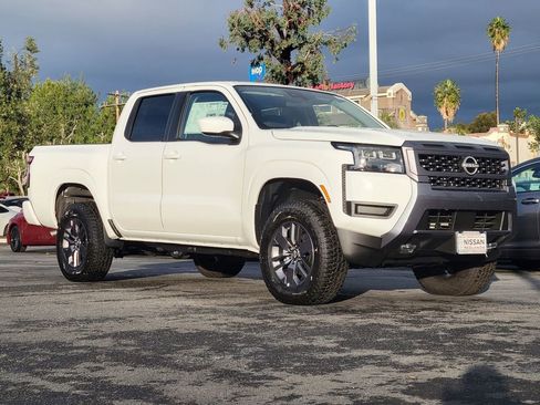 New 2026 Nissan Frontier SV w/ Tow Package image 14