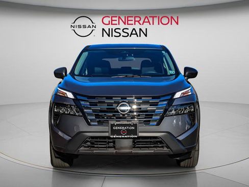 Certified 2025 Nissan Rogue S image 3