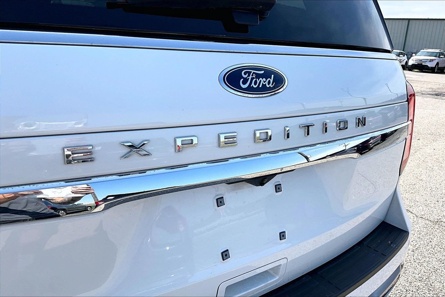 Used 2024 Ford Expedition Limited AWD/4WD image 33