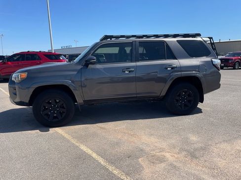 Used 2015 Toyota 4Runner Trail Premium image 6