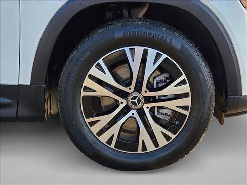 Certified 2025 Mercedes-Benz GLB 250 image 24