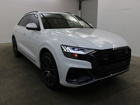 Used 2023 Audi Q8 Premium Plus w/ Premium Plus Package AWD/4WD image 6