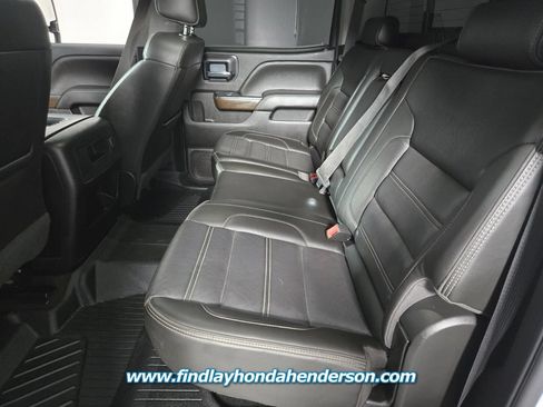 Used 2018 GMC Sierra 2500 Denali AWD/4WD image 15