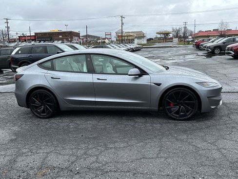 Used 2025 Tesla Model 3 Performance image 9