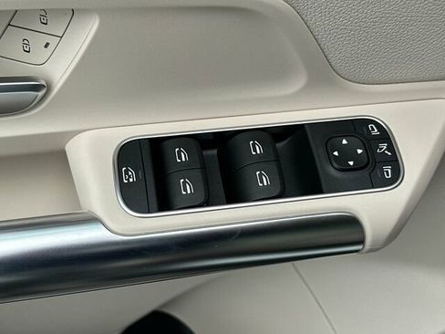 Certified 2022 Mercedes-Benz GLA 250 4MATIC image 14