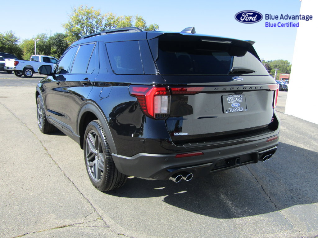Used 2026 Ford Explorer ST AWD/4WD image 3
